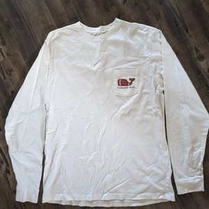 Vineyard Vines NWOT long sleeve t-shirt football